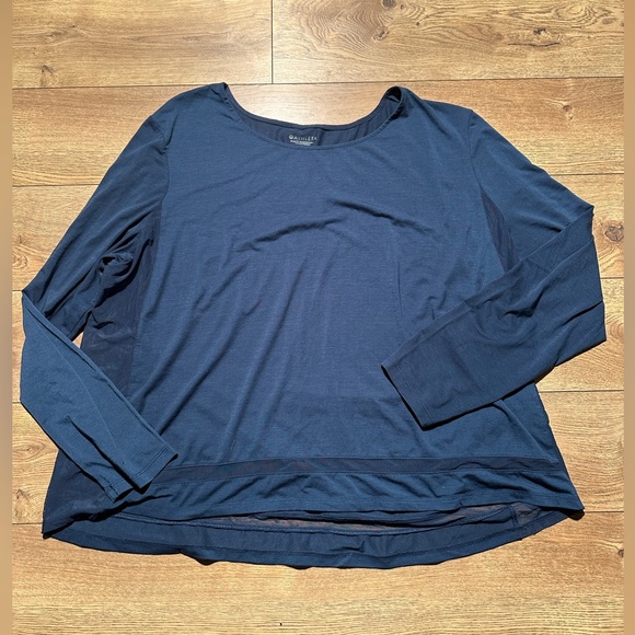 Athleta blue essence long sleeve mesh - Picture 2 of 4